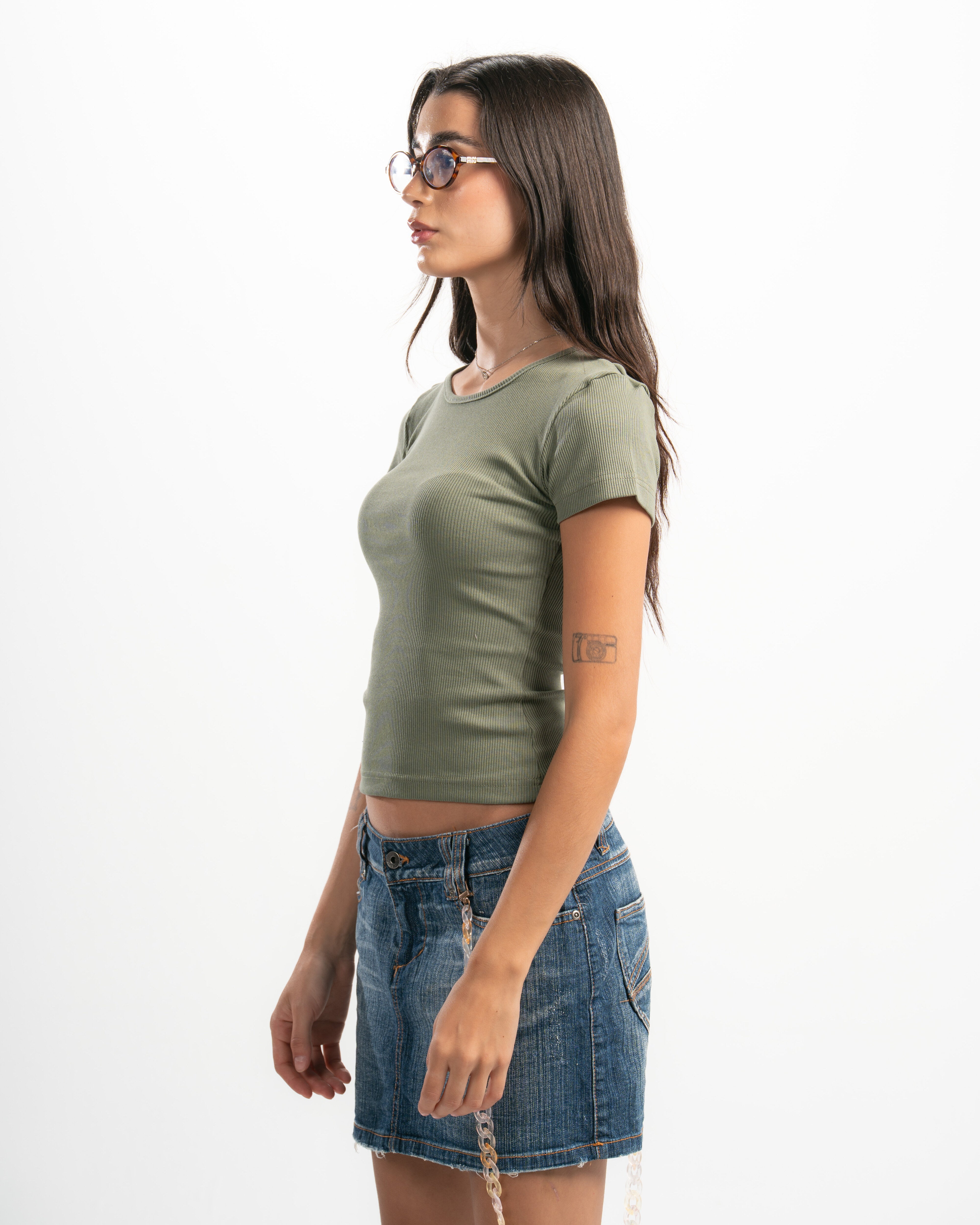 Ribbed Round Neck Short Sleeve Top