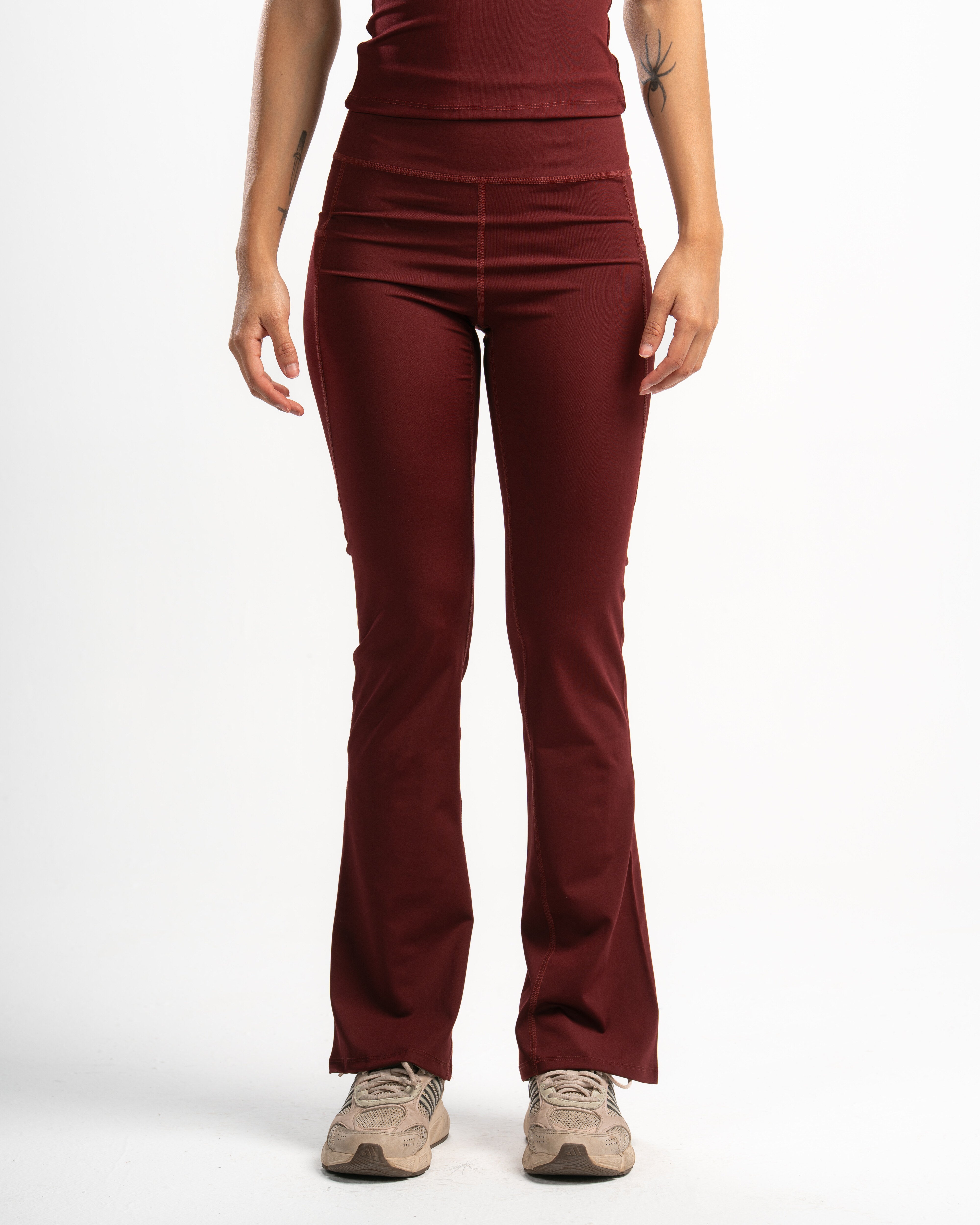 Pocketed Flared Leggings
